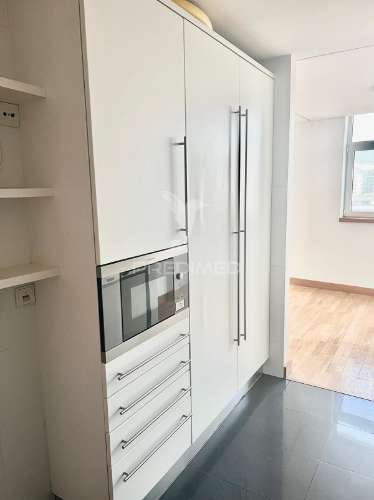 Apartamento t2 duplex _ parque das nações
