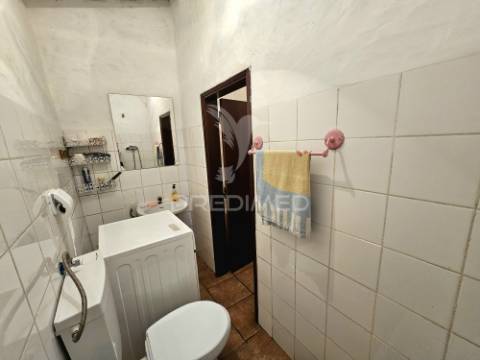 Moradia térrea t2 no rolão, castro verde