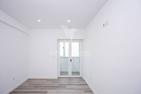 Apartamento t2 da costa caparica