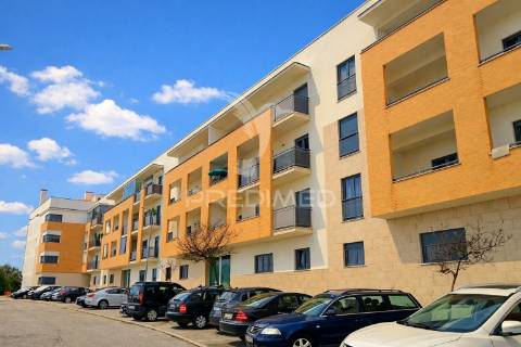 Duplex t3+1 com 2 garagens