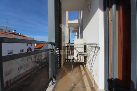 Duplex t3+1 com 2 garagens