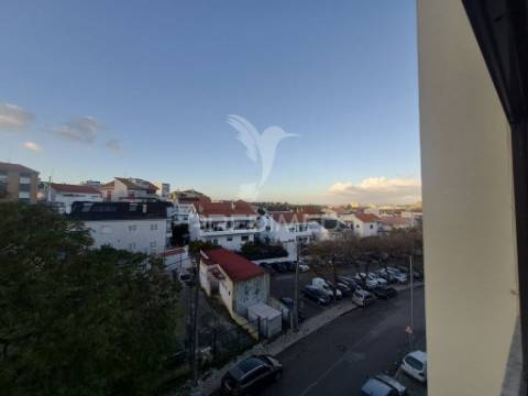 Apartamento t3 em cruz de pau