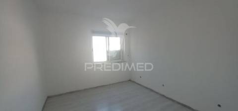 T2 setubal remodelado