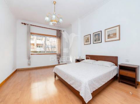 Apartamento t3 - lamaçães