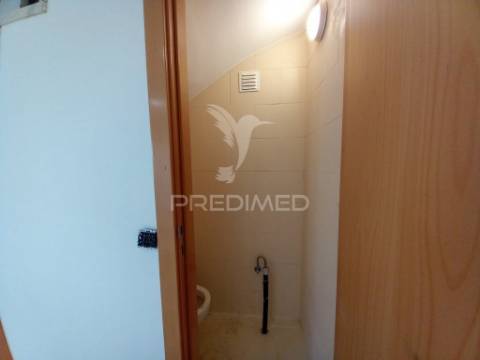 Moradia t3+3 parede