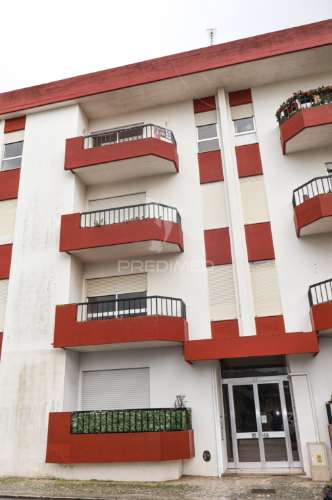 Apartamento t3 alcobaça