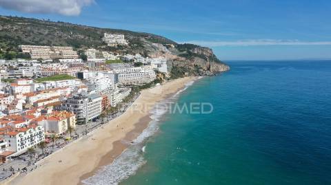 Apartamento t3 com terraço _ a 200 metros da praia da califórnia _ sesimbra