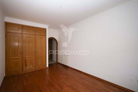 Apartamento t2+3