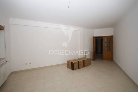 Apartamento t2+2