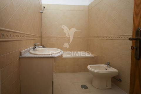 Apartamento t2+2