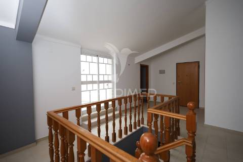 Apartamento t3+3
