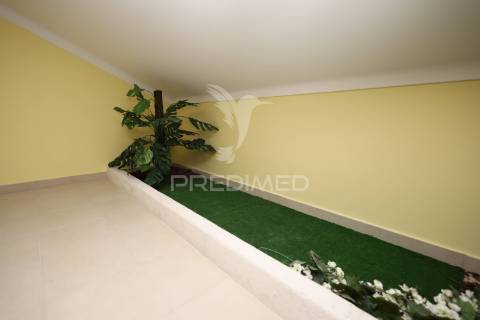 Apartamento t3+3