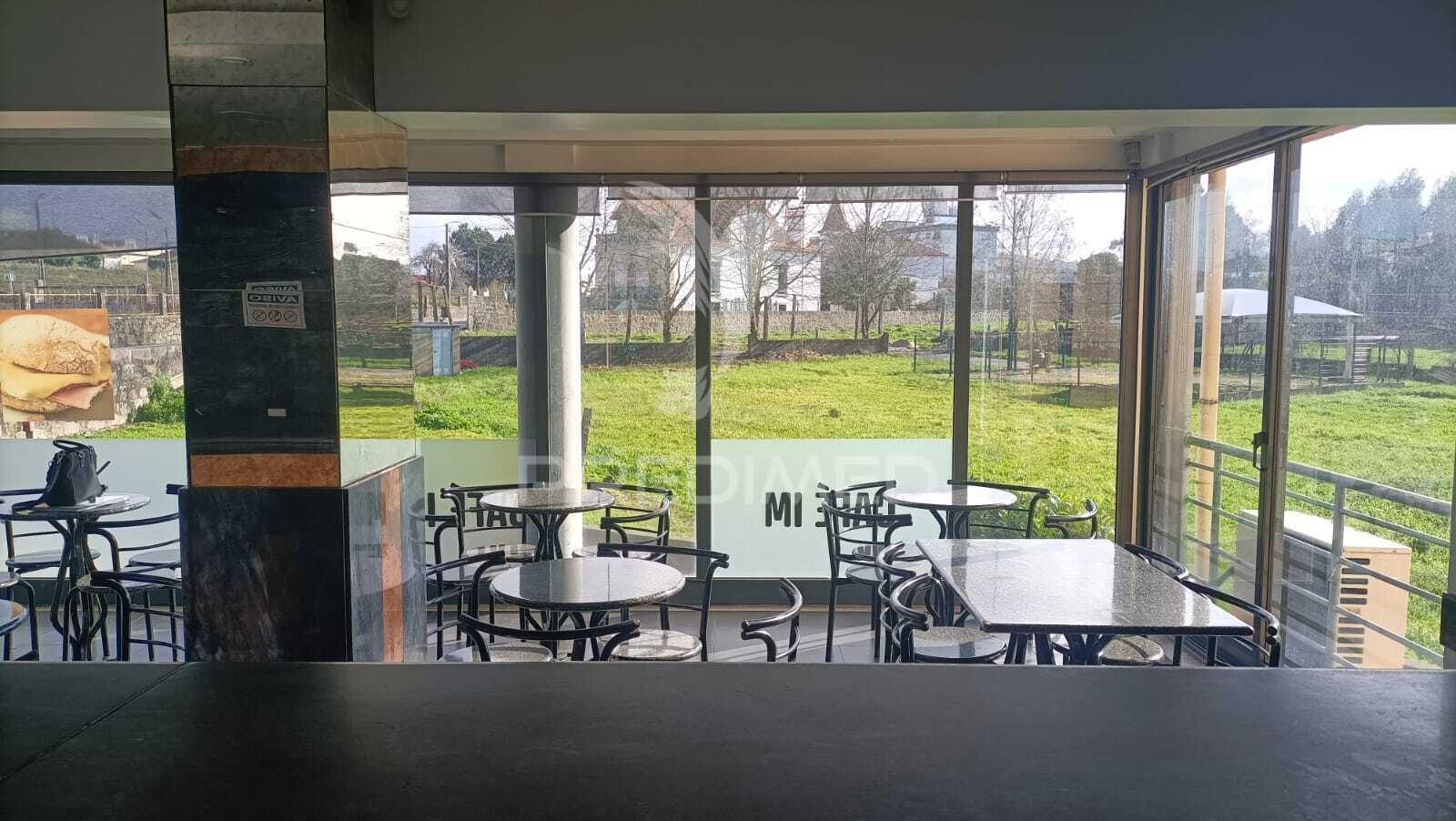 Cafeteria para arrendamento em s. romão do coronado