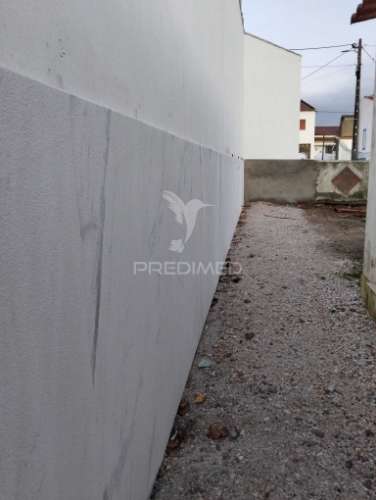 Moradia tipologia t2 com excelente quintal