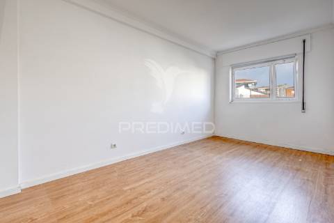 Apartamento t2 à venda em valbom – gondomar