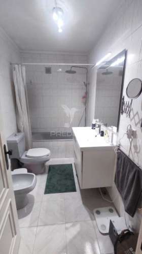 Apartamento t2 com garagem fechada – rio tinto