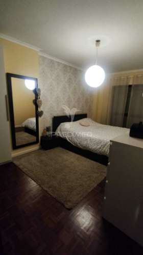 Apartamento t2 com garagem fechada – rio tinto