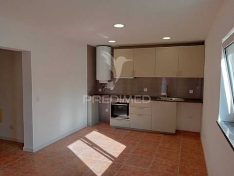 Andar de moradia t3 para arrendamento – 103 m² | golpilheira, batalha