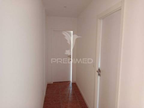 Andar de moradia t3 para arrendamento – 103 m² | golpilheira, batalha