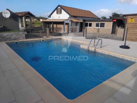 ? moradia t3 com piscina em monção – zona privilegiada
