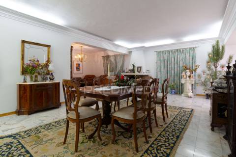 Moradia independente com piscina - quinta do conde - sesimbra - 599.000 eur