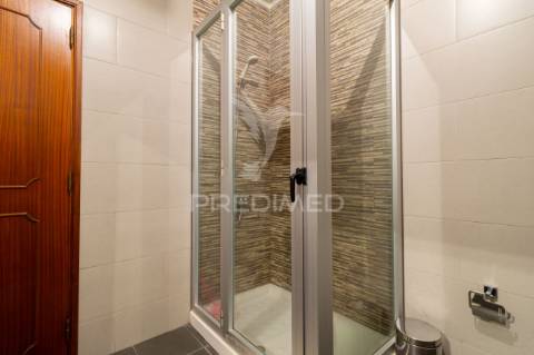 Moradia independente com piscina - quinta do conde - sesimbra - 599.000 eur