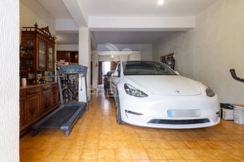 Moradia independente com piscina - quinta do conde - sesimbra - 599.000 eur