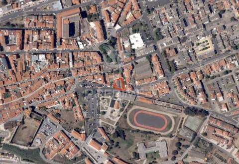 Apartamento t3 com varanda em sines