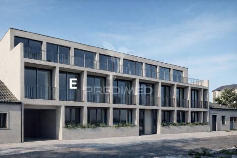 Apartamento t3 com varanda em sines