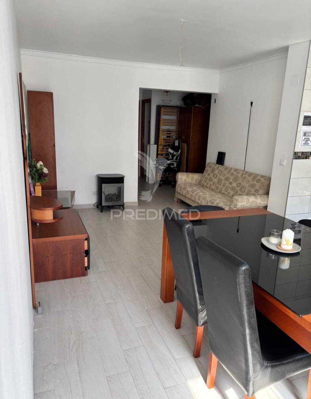 Apartamento t3 em linda-a-velha