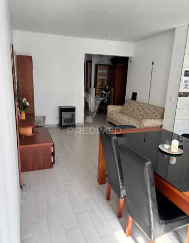 Apartamento t3 em linda-a-velha