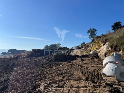 Loteamento com lotes de terreno para moradias individuais e geminadas, moreira de cónegos, guimarães