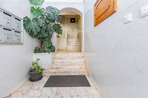 Apartamento renovado sobralinho – entrada março
