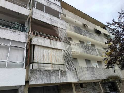 Excelente apartamento t4 no primeiro andar em elvas