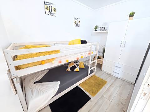 Apartamento renovado, piscina, 200 metros da praia da rocha