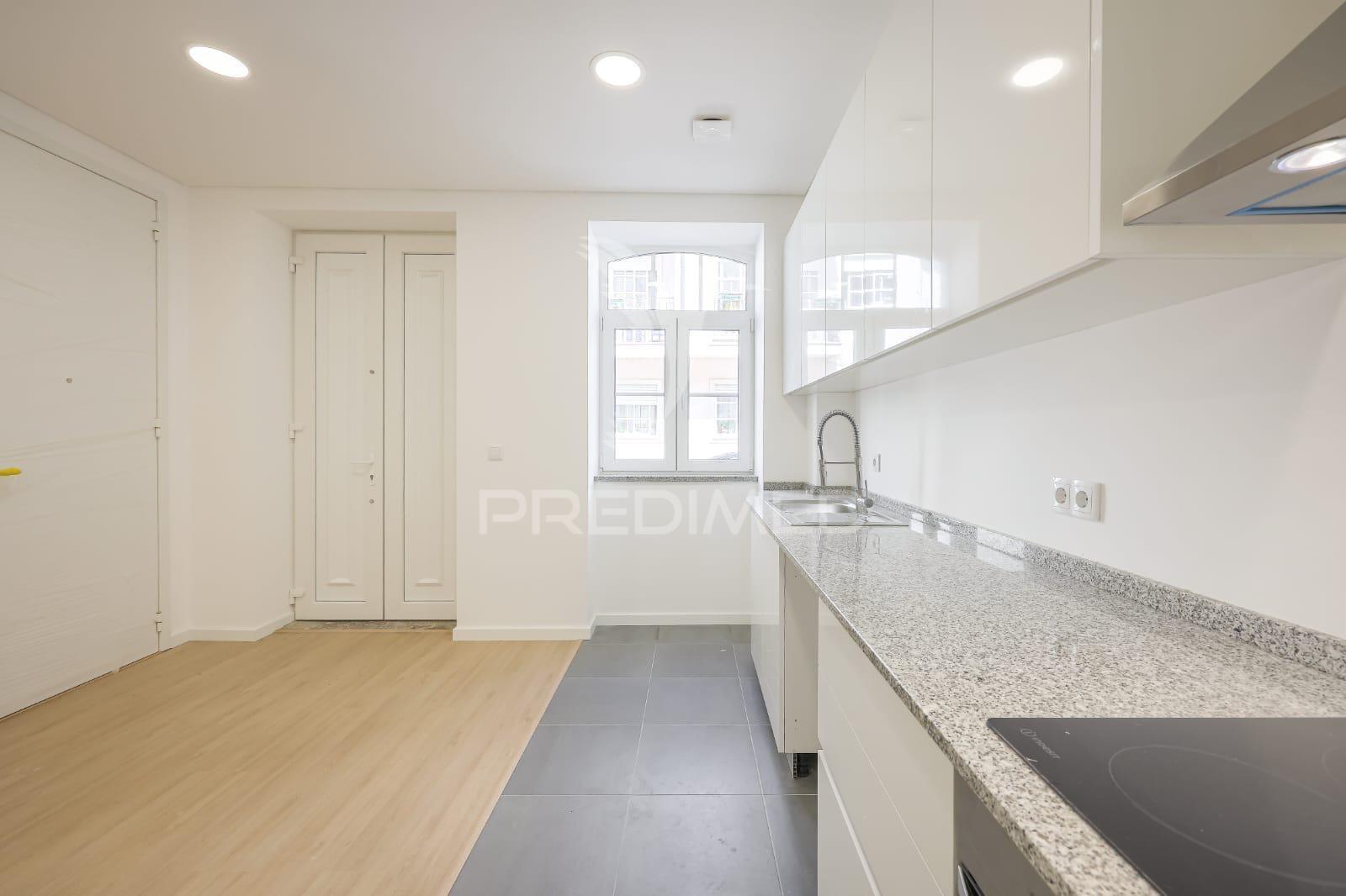 Prédio remodelado no centro histórico de ílhavo