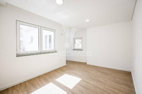 Prédio remodelado no centro histórico de ílhavo