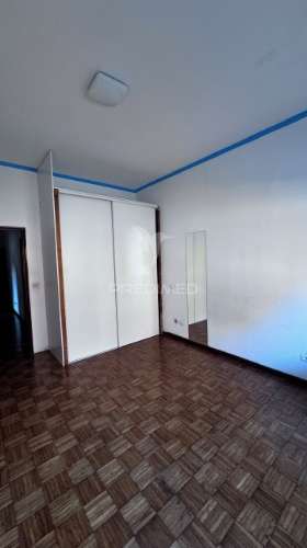 T3 com terraço e garagem em baguim do monte