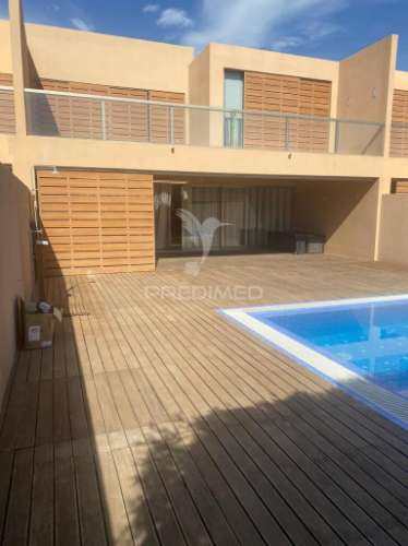Moradia t3 em herdade dos salgados - guia, albufeira