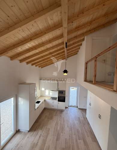 Moradia t3 nova de estilo rústico-contemporâneo com anexo, piscina e espaço exterior