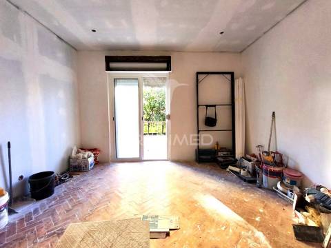Apartamento t3 | equipado | remodelado | amadora