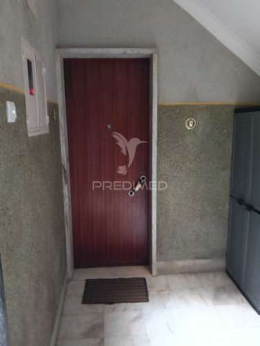 Apartamento t1 na buraca (amadora)