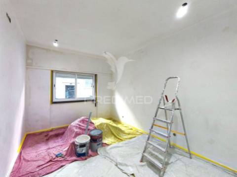 Apartamento t3 | remodelado | queluz | sintra