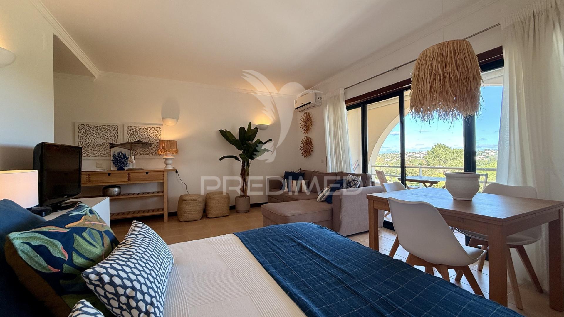 Apartamento como novo nos salgados