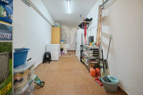 Moradia t4+sótão aproveitado, garagem e quintal