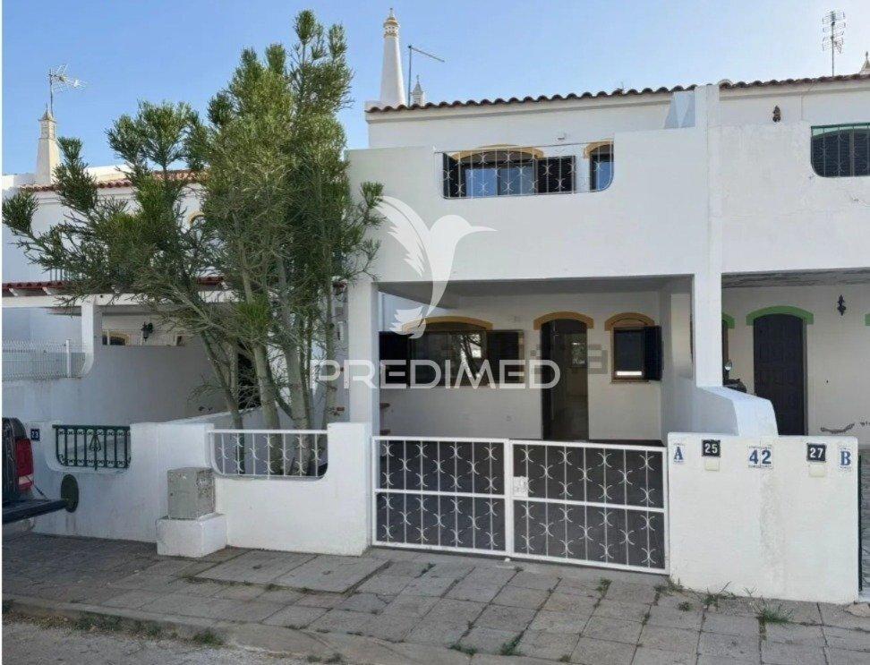 Moradia geminada t3 ?  castro marim altura