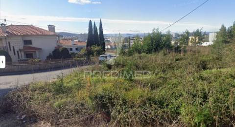 Terreno urbano para construção em lomar – braga?