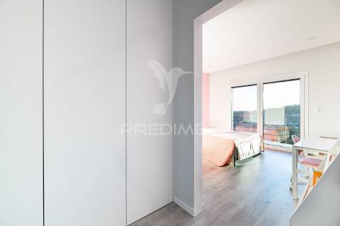 Moradia t5 moderna com piscina – são joão dos montes