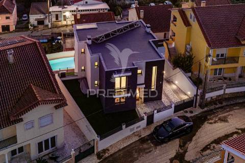 Moradia t5 moderna com piscina – são joão dos montes