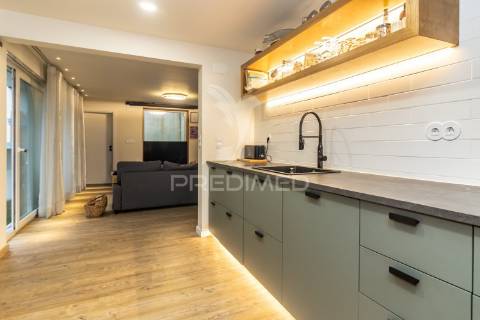 Moradia bi-familiar t4 + t2 - remodelada